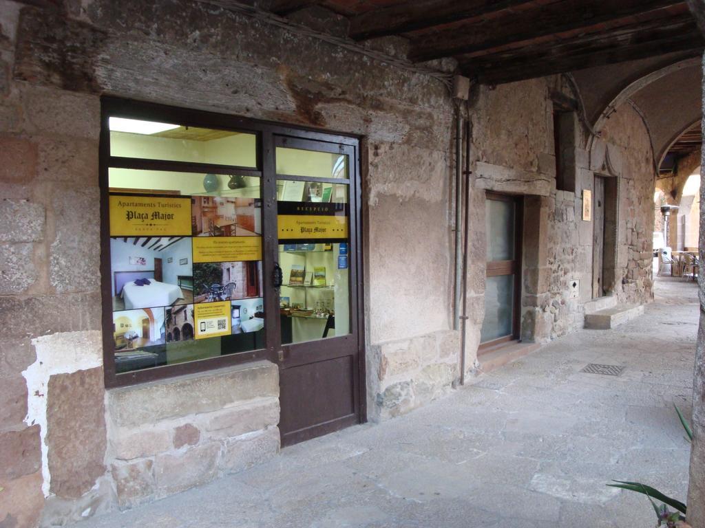 Allotjaments Placa Major-Grevol Santa Pau Ngoại thất bức ảnh